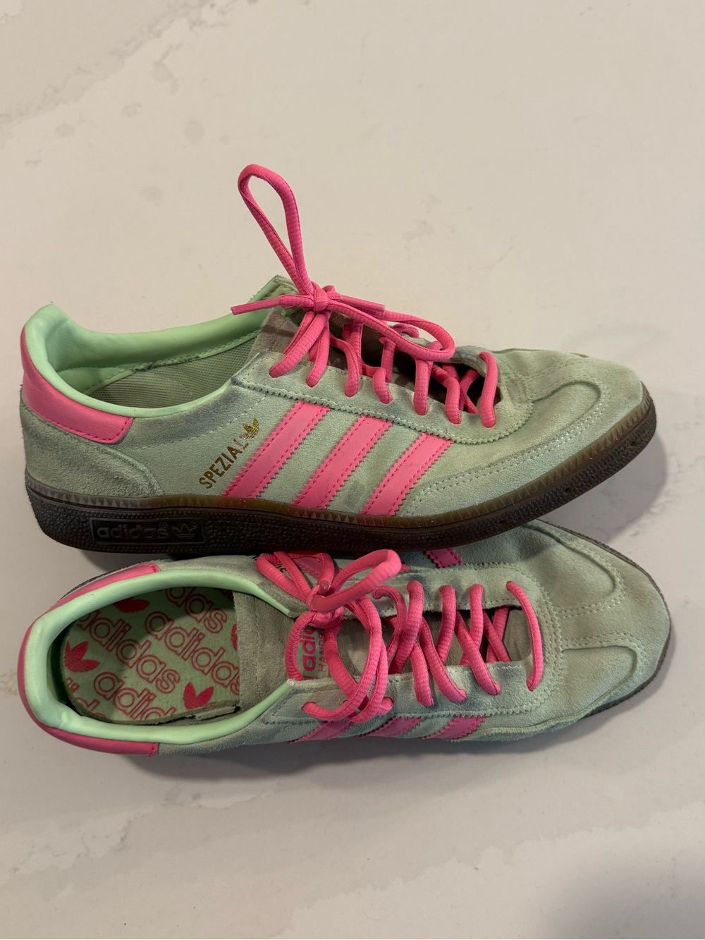 Adidas spezial semi green spark / lucid pink / gum sole sneakers